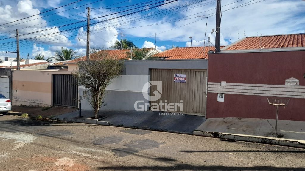 Casa 2 dormitórios no parque igaçaba