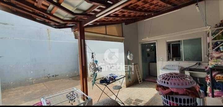 Casa 2 dormitórios no parque igaçaba