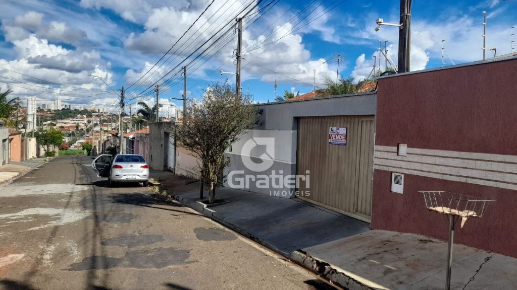 Casa 2 dormitórios no parque igaçaba
