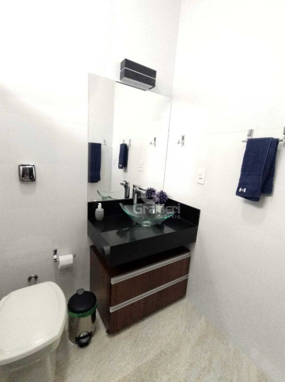 Venda de Casas / Condomínio na cidade de Araraquara