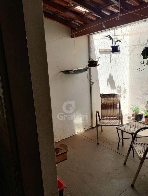 Sobrado à venda no residencial santa sofia