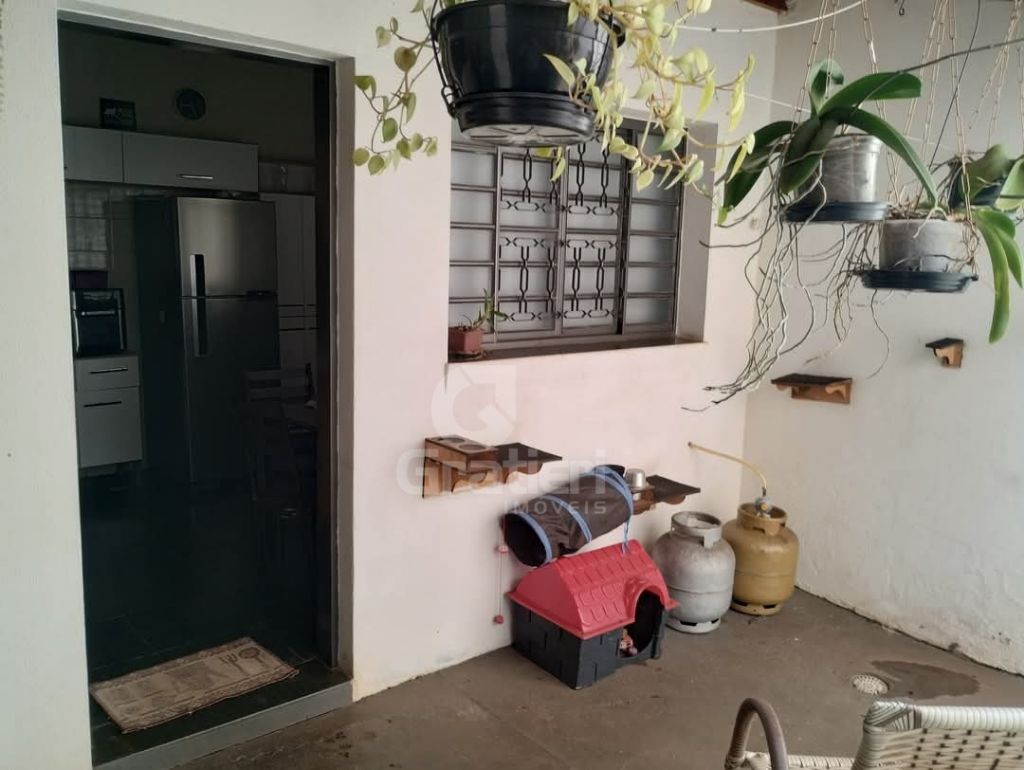 Sobrado à venda no residencial santa sofia