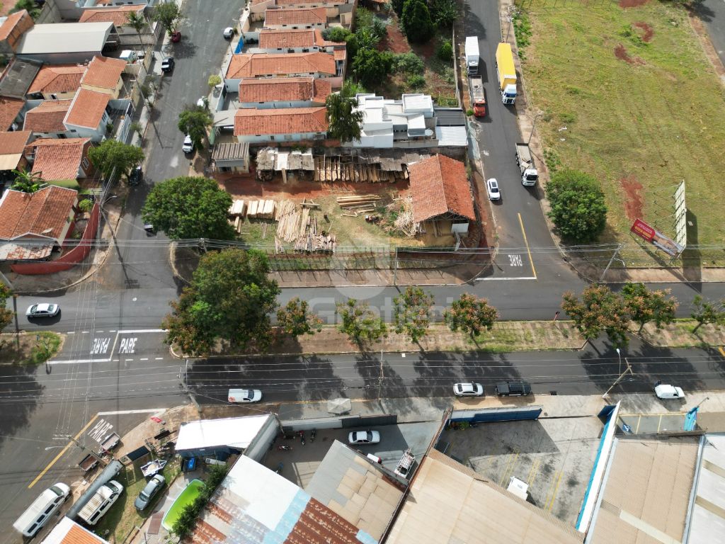 Área comercial à venda com 1.364 m² – av. Rômulo lupo