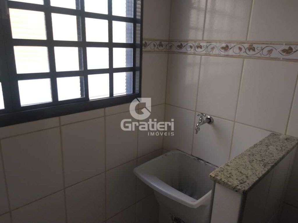 Conjunto de kitnets, todas alugadas, rendimento de 0.7% ao m - foto 12