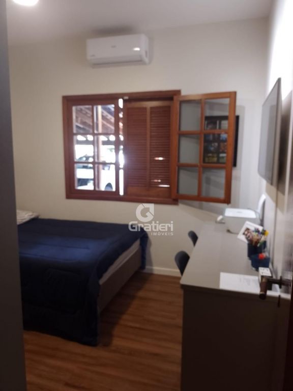 Casa 3 dormitórios sendo 1 suíte, campus ville
