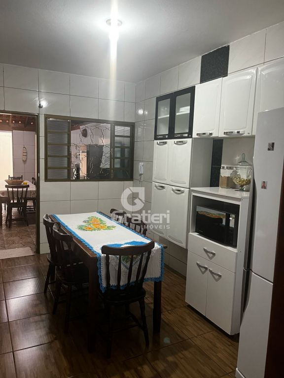 Casa 2 quartos sendo 1 suíte, jardim esplanada