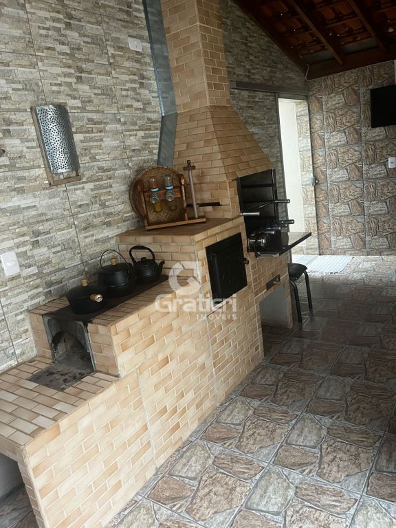 Casa 2 quartos sendo 1 suíte, jardim esplanada