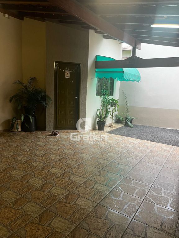Casa 2 quartos sendo 1 suíte, jardim esplanada