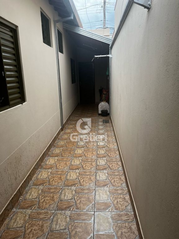 Casa 2 quartos sendo 1 suíte, jardim esplanada