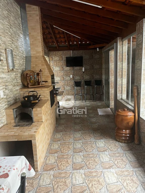Casa 2 quartos sendo 1 suíte, jardim esplanada
