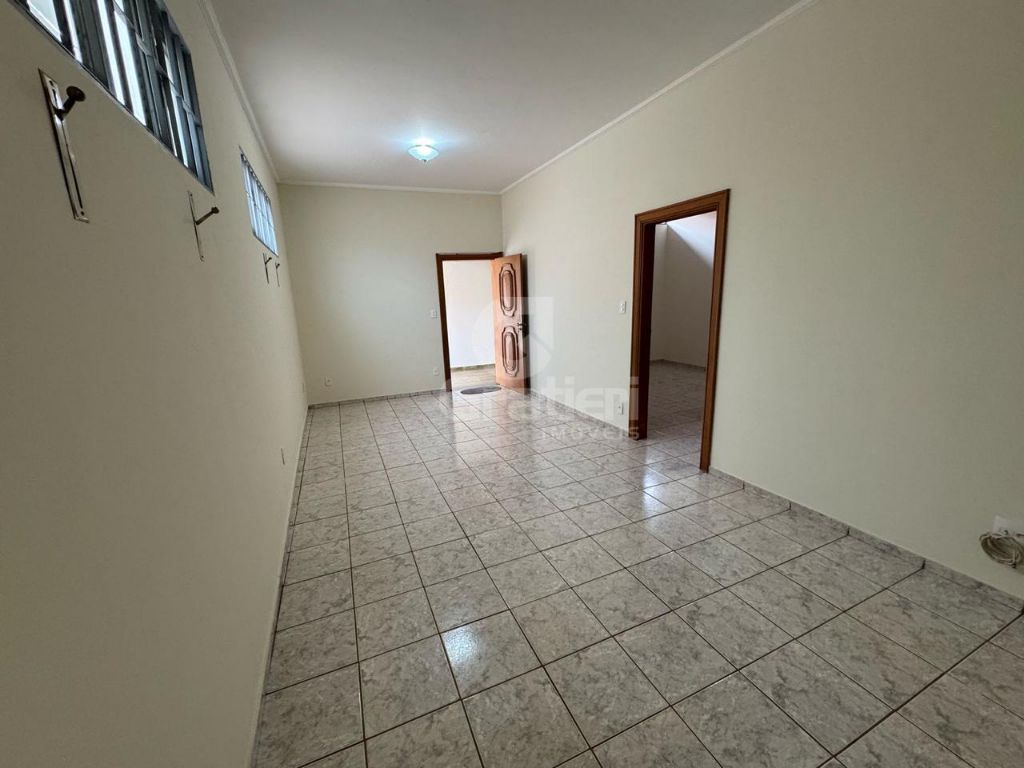 Casa com 3 Dorms, Escritório e Suíte Próx. À Santa Casa