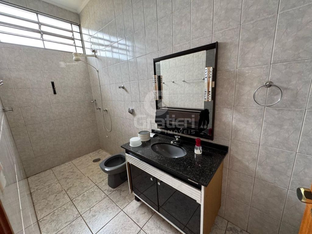 Casa com 3 dorms, escritório e suíte – próx. À santa casa
