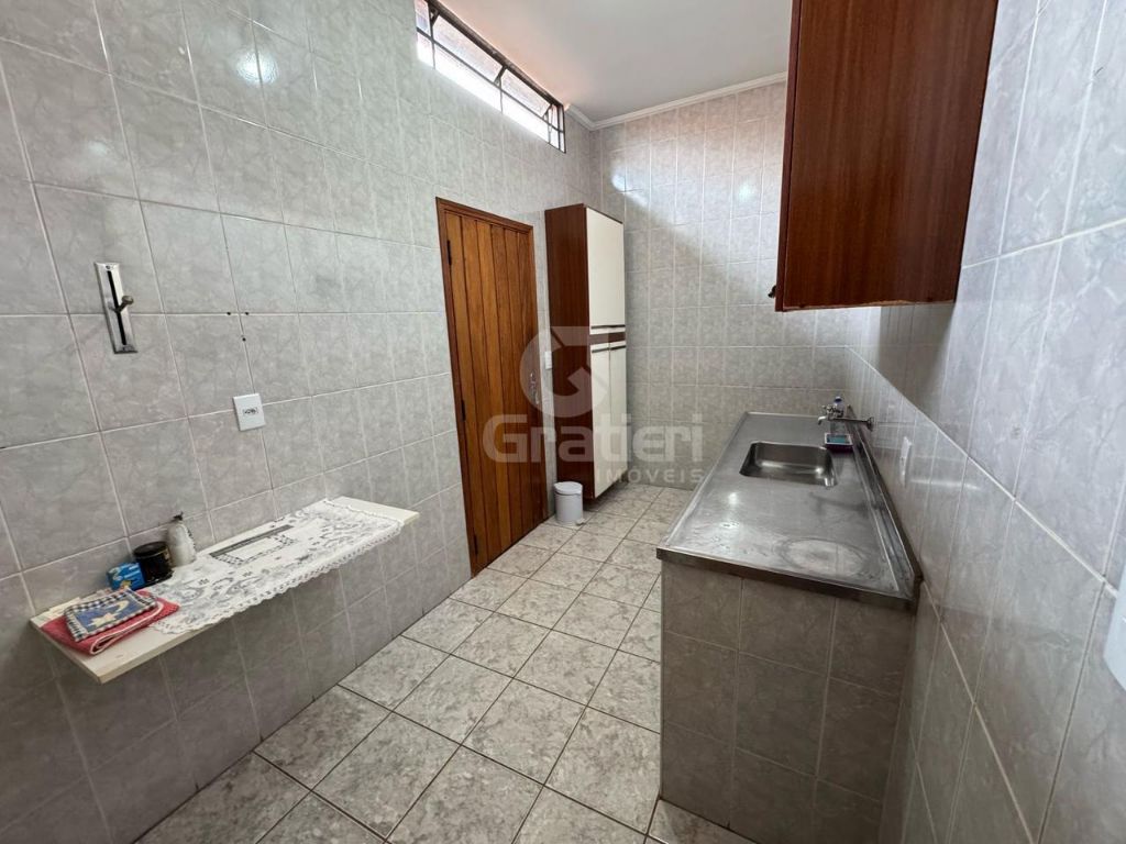 Casa com 3 dorms, escritório e suíte – próx. À santa casa