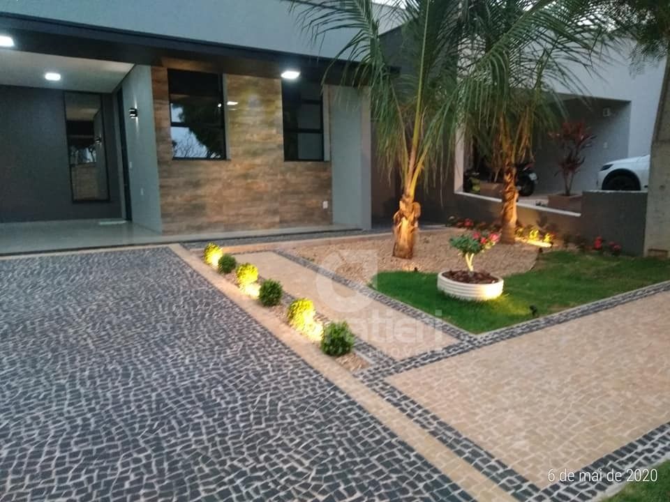 Lindo sobrado no condomínio village damha i
