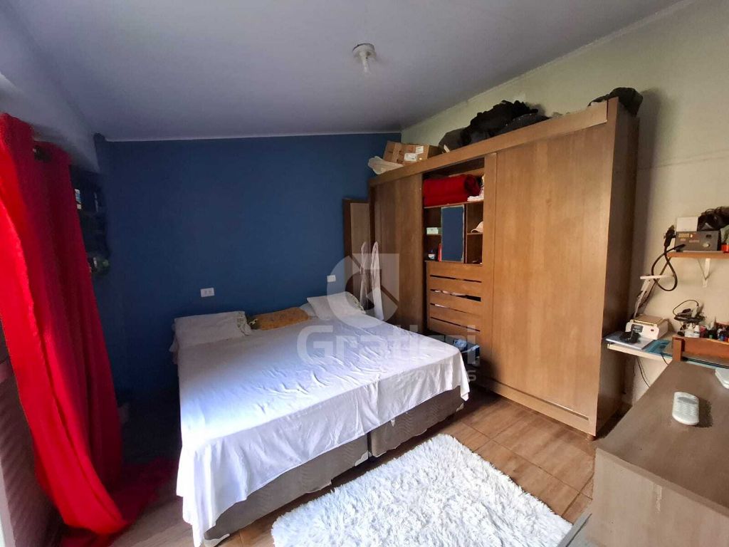 Casa com 3 quartos s/ 2 suítes no maria luiza