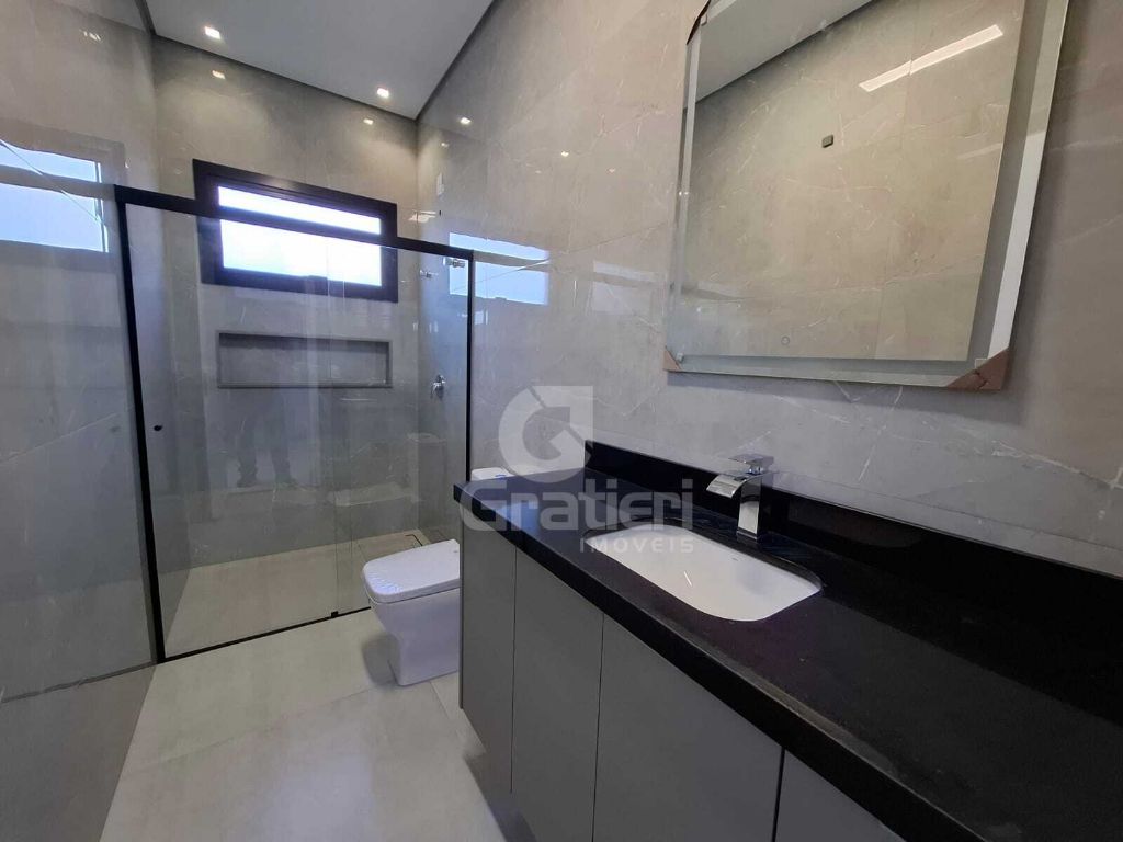 Casa com 3 suítes no buona vita