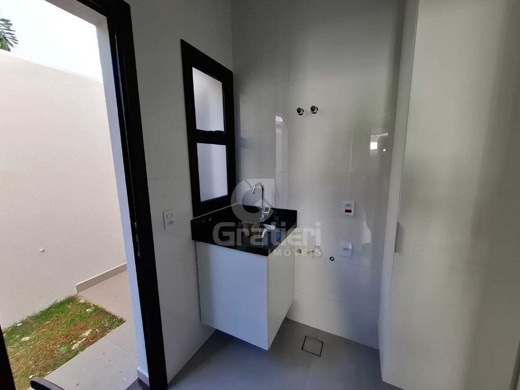 Casa com 3 suítes no buona vita
