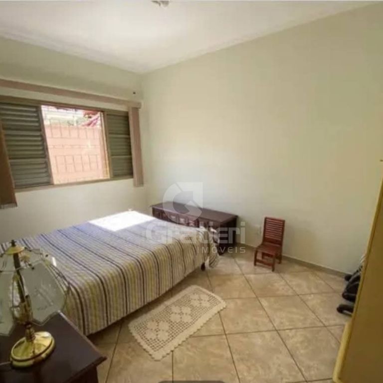 Casa com 3 dormitórios s/ 1 suíte - jardim aranga