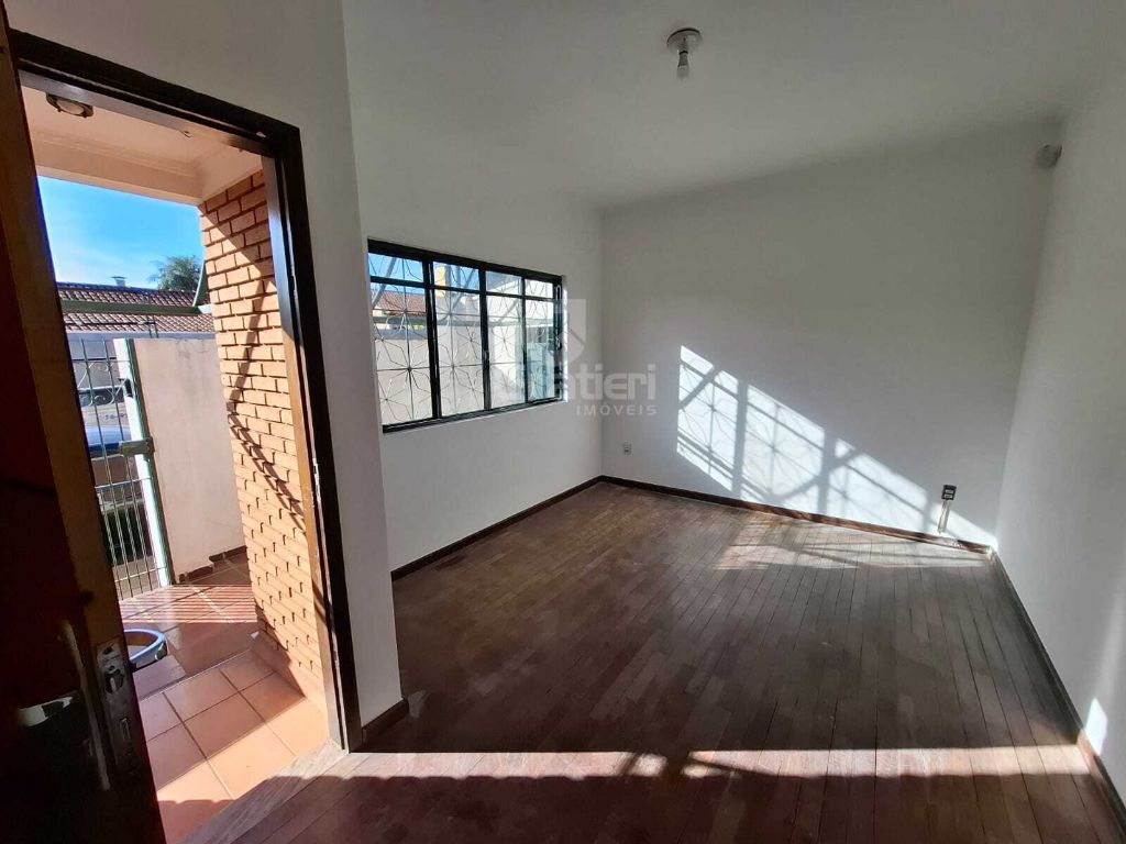 Casa ampla na vila josé bonifácio