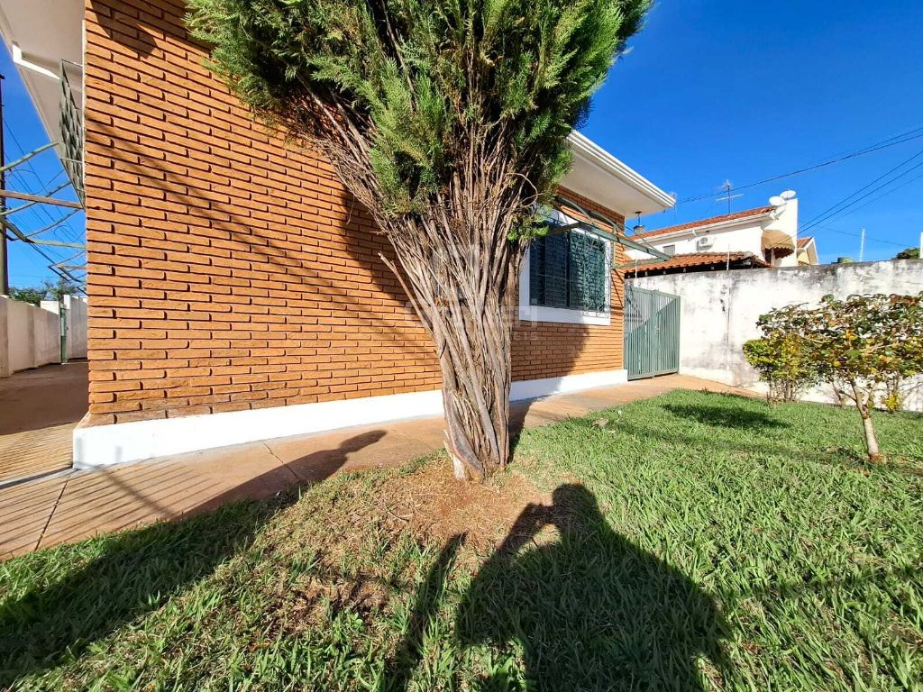 Casa ampla na vila josé bonifácio