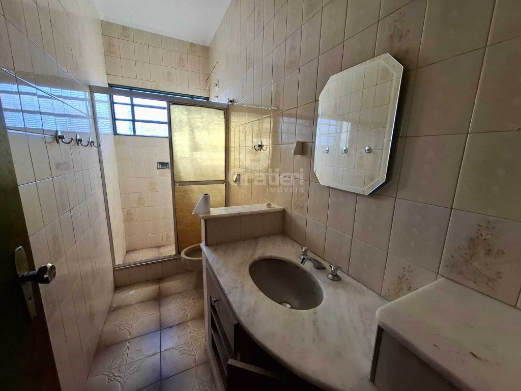 Casa ampla na vila josé bonifácio