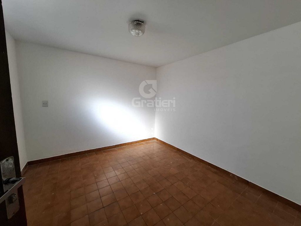 Casa ampla na vila josé bonifácio