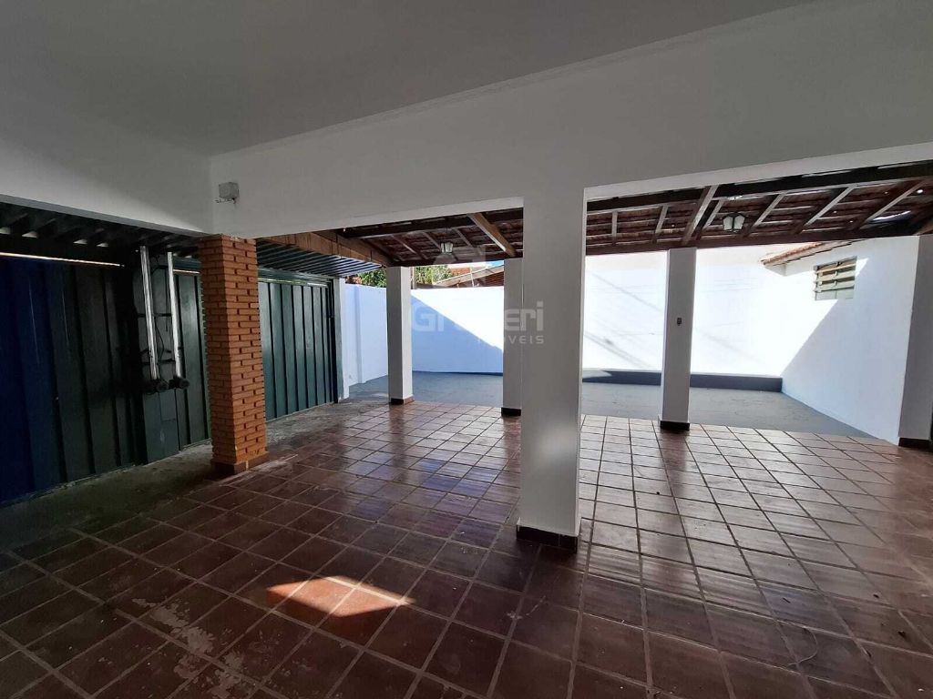 Casa ampla na vila josé bonifácio