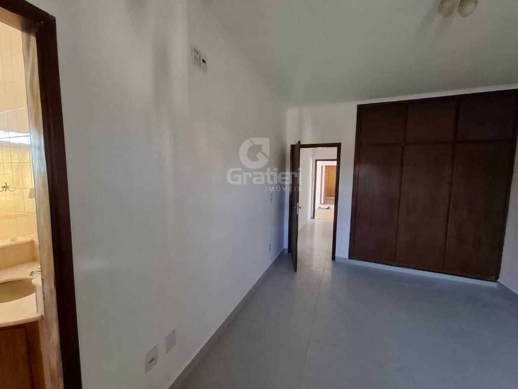 Casa ampla na vila josé bonifácio