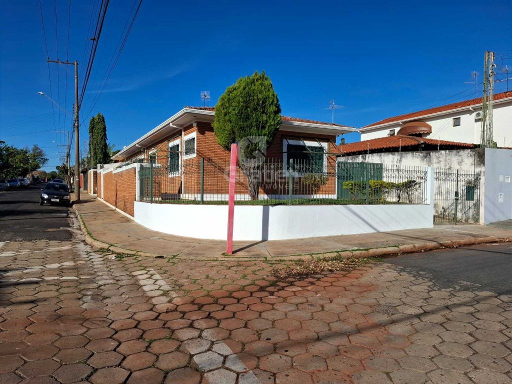 Casa ampla na vila josé bonifácio