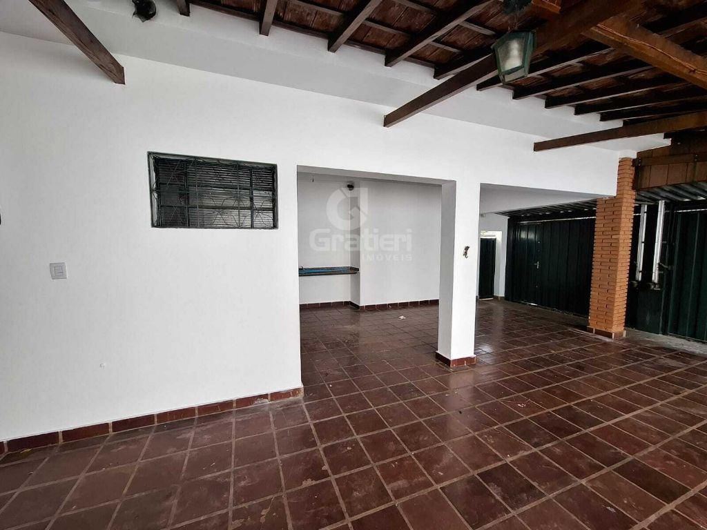 Casa ampla na vila josé bonifácio
