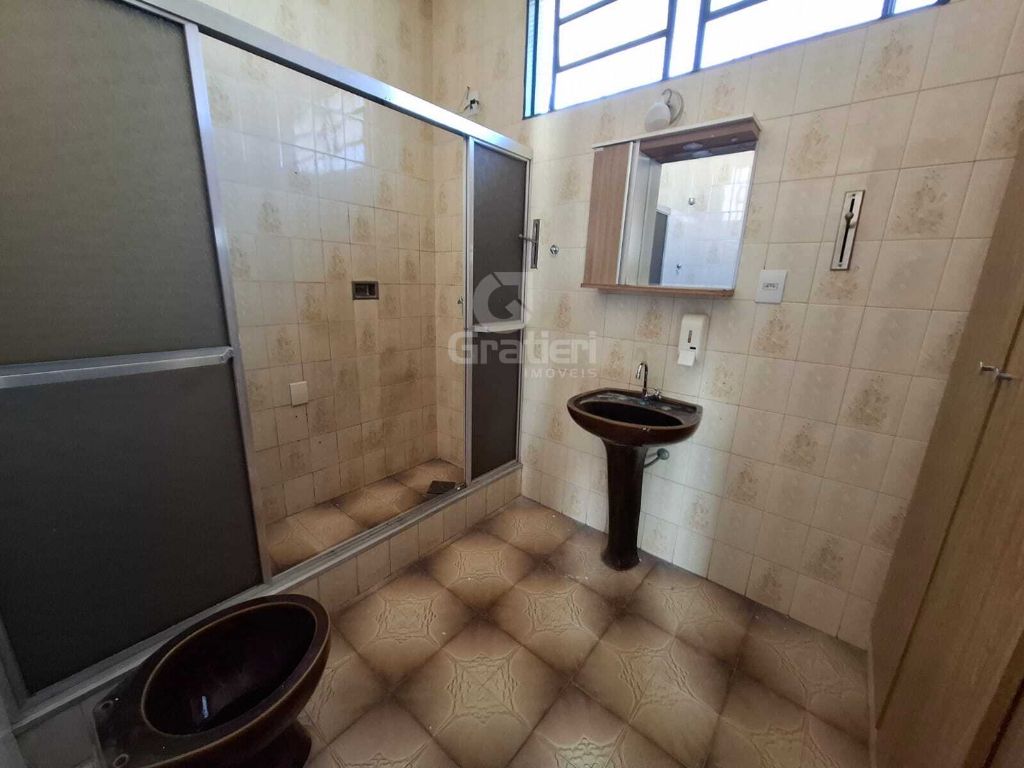 Casa ampla na vila josé bonifácio