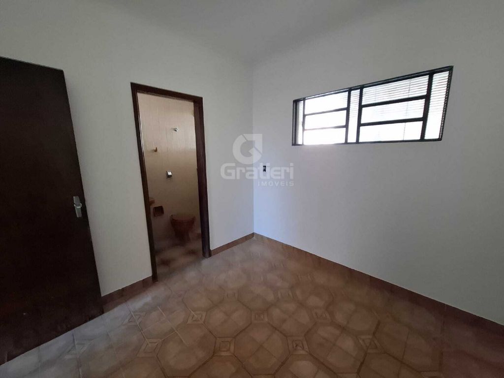 Casa ampla na vila josé bonifácio
