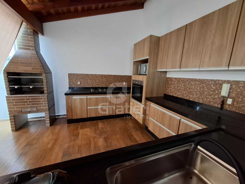 Casa toda planejada no jardim martinez