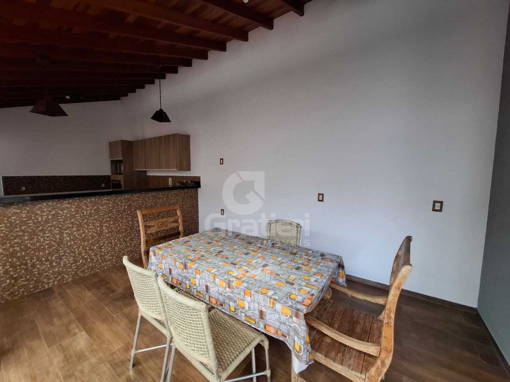 Casa toda planejada no jardim martinez