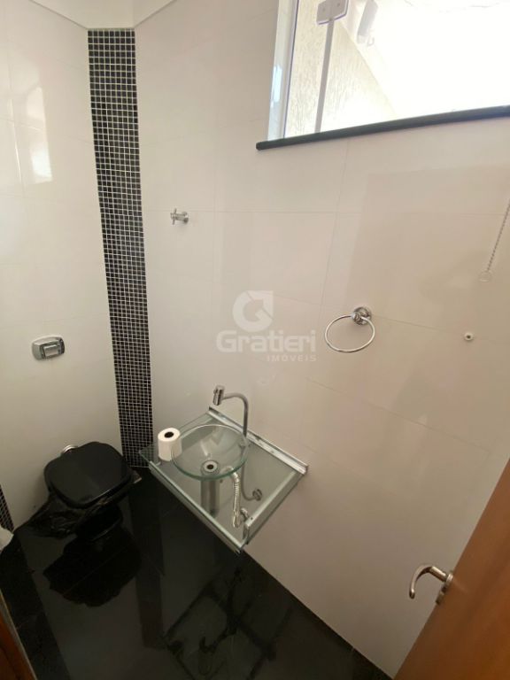 Casa com 4 Dormitórios no Centro, próximo a avenida 36
