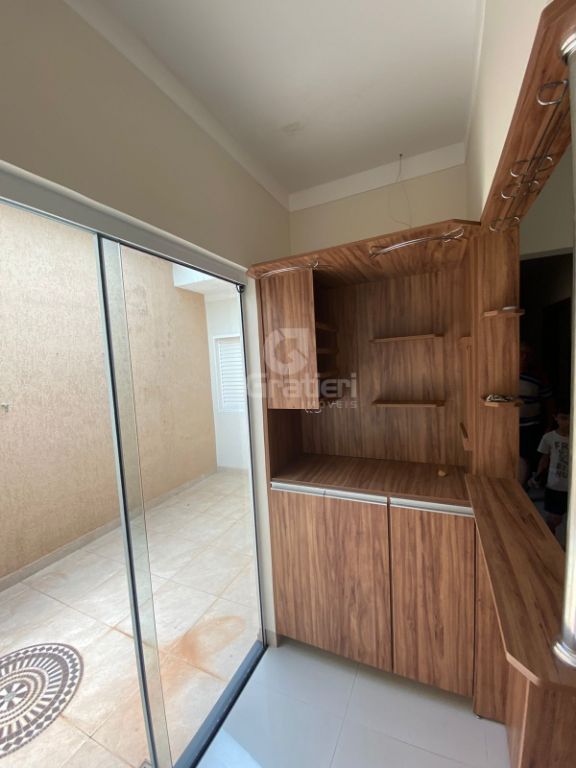 Casa com 4 Dormitórios no Centro, próximo a avenida 36