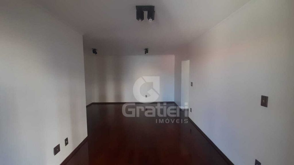 Apartamento com 2 Dormitórios no Edifício Solimões