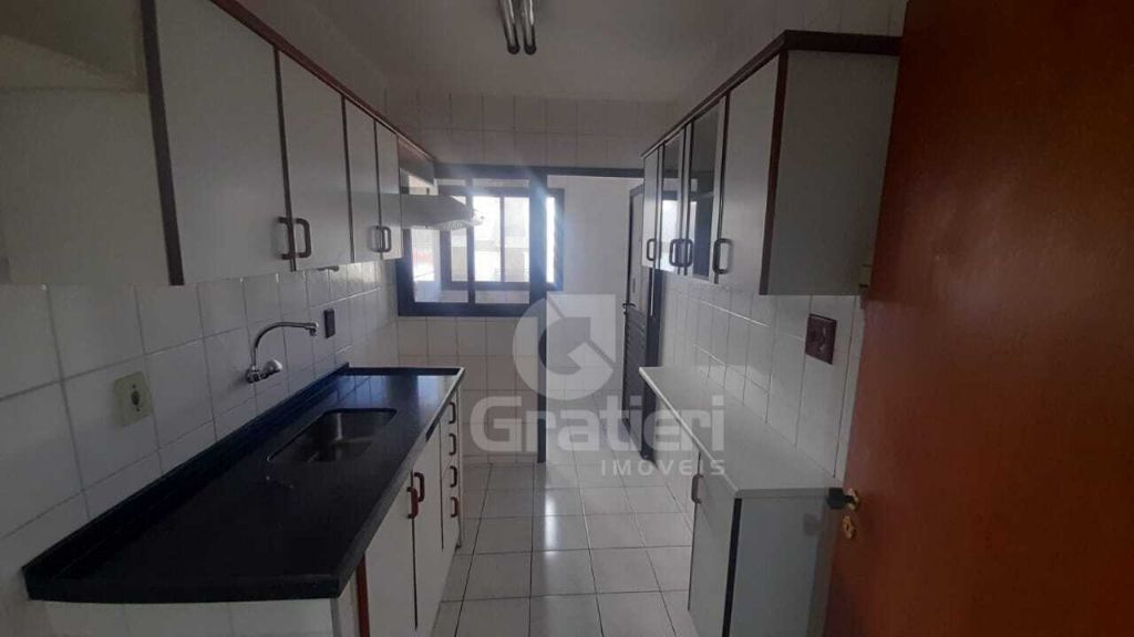 Apartamento com 2 Dormitórios no Edifício Solimões