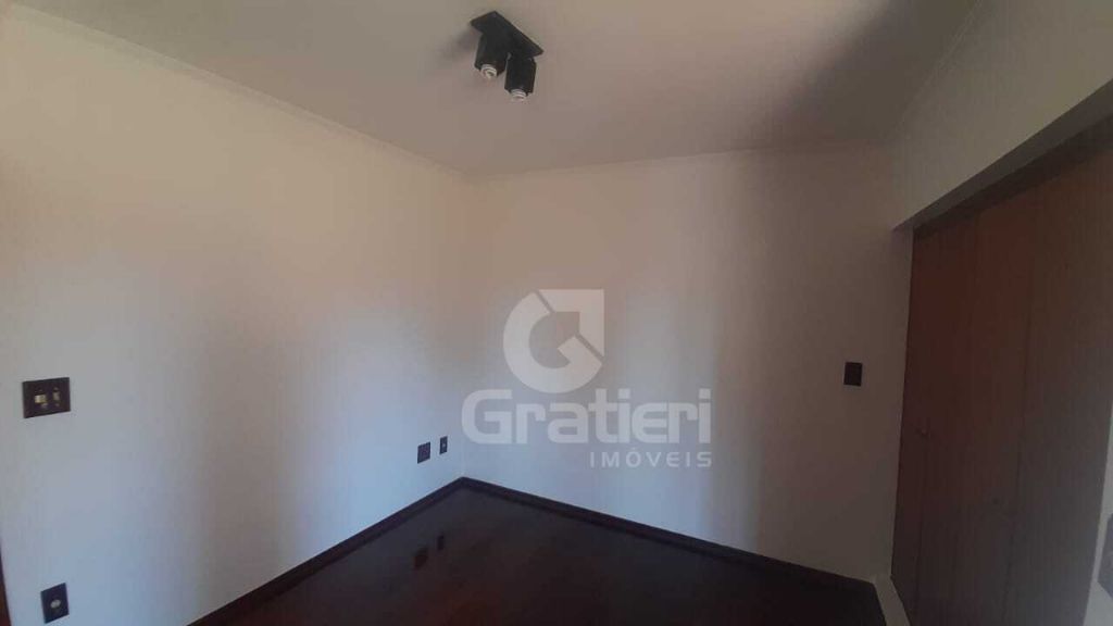 Apartamento com 2 Dormitórios no Edifício Solimões
