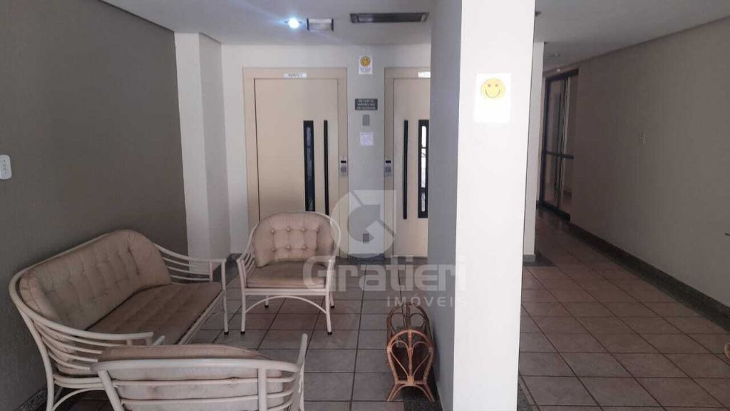 Apartamento com 2 Dormitórios no Edifício Solimões