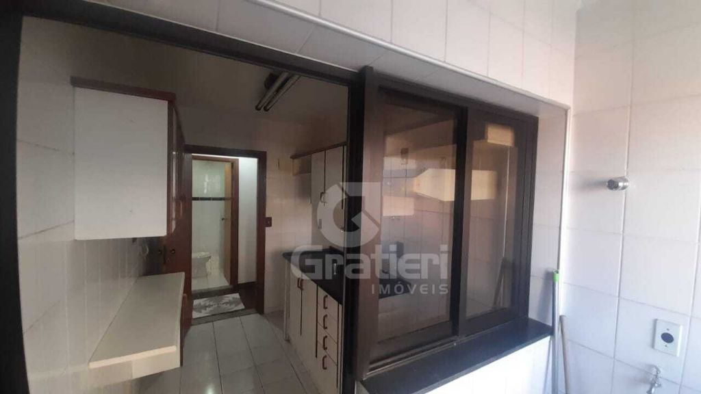 Apartamento com 2 Dormitórios no Edifício Solimões