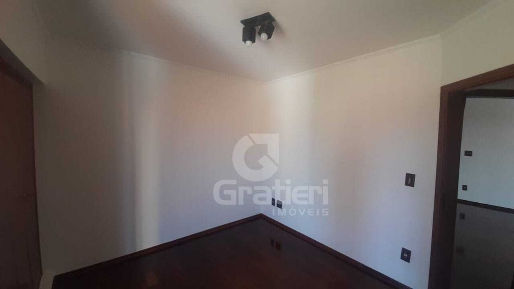 Apartamento com 2 Dormitórios no Edifício Solimões