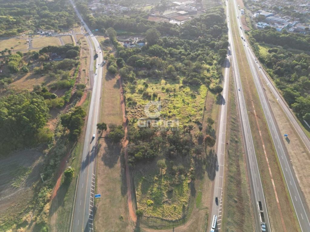 Área comercial, 57 mil m² no trevo da sp 255 com a sp 310