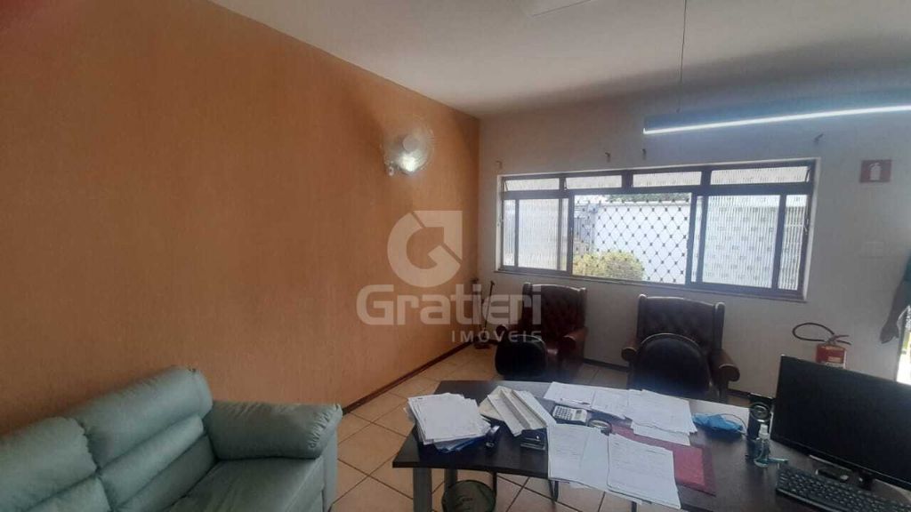 Imóvel Residencial com Potencial Comercial Próximo ao Batalhão