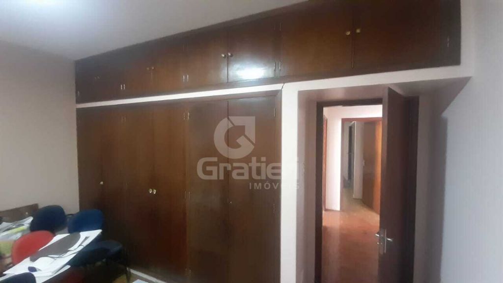 Imóvel Residencial com Potencial Comercial Próximo ao Batalhão
