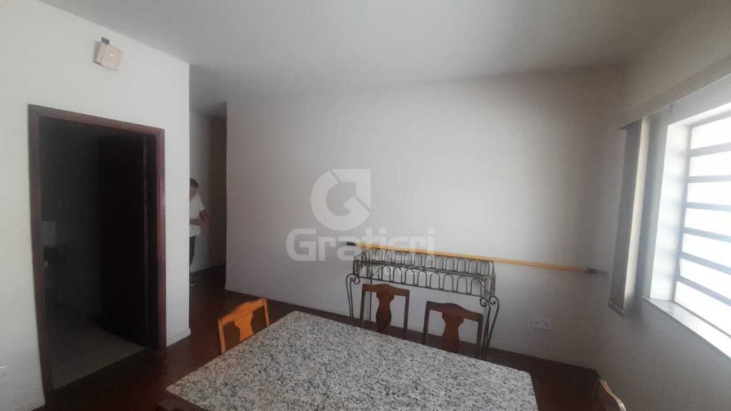 Imóvel Residencial com Potencial Comercial Próximo ao Batalhão