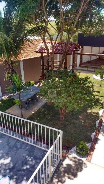 Casa completa com área de lazer – américo brasiliense