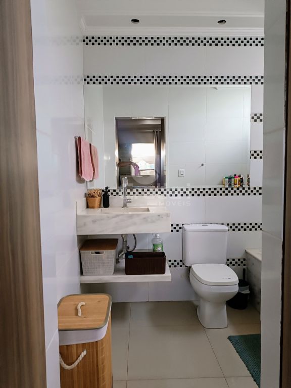 Casa Completa com Área de Lazer Américo Brasiliense