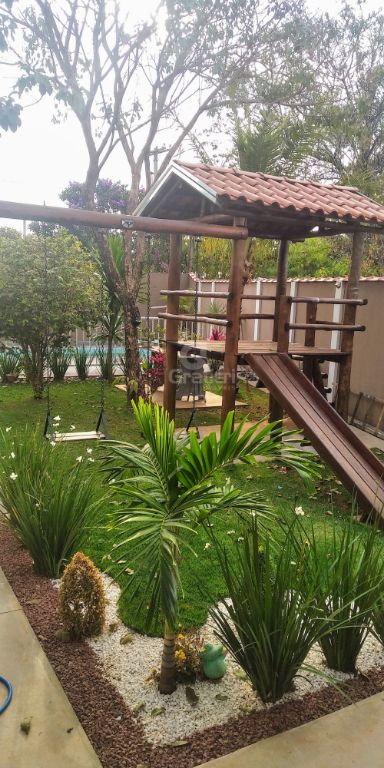 Casa Completa com Área de Lazer Américo Brasiliense