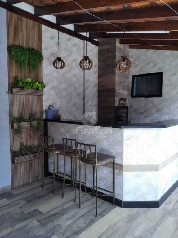 Casa completa com área de lazer – américo brasiliense